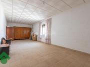 Casa pareada en venta en Almodóvar del Río. Casa en...