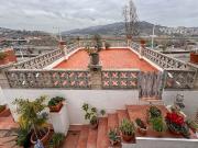 Casa pareada en venta en avenida De Vallbona, Barcelona,...