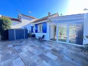 Casa pareada en venta en avenida Port Estaca, Roses, de...