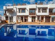 Casa pareada en venta en avenida Somella, Vilanova i La...