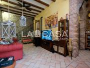 Casa pareada en venta en Barcelona, Horta. Casa o chalet...