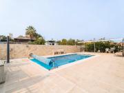 Casa pareada en venta en Carranque. Chalet en Urb....