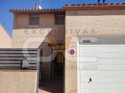 Casa pareada en venta en Carranque. RELÁJATE Y DÉJATE...