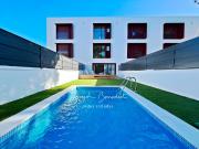 Casa pareada en venta en Castelldefels, La Pineda. LUCES...