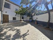 Casa pareada en venta en Guadix. Casa en venta en...