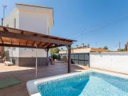 Casa pareada en venta en Huétor Vega. SE VENDE GRAN CASA...