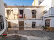 Casa pareada en venta en Lecrín. CASA PARA REFORMAR EN...