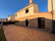 Casa pareada en venta en Leiva. PAREADO CON JARDIN....