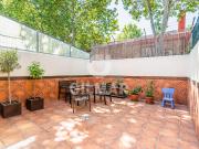Casa pareada en venta en Madrid, Orcasitas. Chalet...