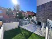 Casa pareada en venta en Madrid, Peñagrande. Se presenta...