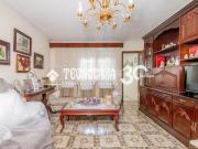 Casa pareada en venta en Madrid, Simancas. Casa en venta...