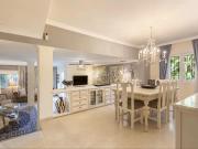 Casa pareada en venta en Marbella, Nueva Andalucía...