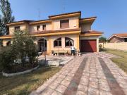 Casa pareada en venta en Medina de Pomar. Casas pareadas...