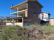 Casa pareada en venta en Medina de Pomar. Estructura en... Casa pareada en venta en Medina de Pomar. Estructura en...