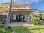 Casa pareada en venta en Mijas, Riviera del Sol. Villa...