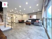 Casa pareada en venta en Montmeló. CASA CON JARDIN...