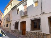 Casa pareada en venta en Polop. Oportunidad única en...