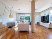 Casa pareada en venta en Rocafort. Magnífica casa...