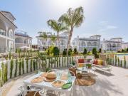 Casa pareada en venta en Rojales. Oportunidad única en...