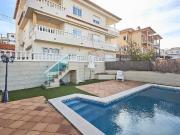Casa pareada en venta en Sant Pere de Ribes, de 127 m² 4...