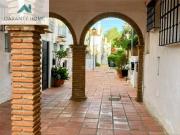 Casa pareada en venta en Torremolinos, La Colina. CASA...