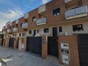 Casa pareada en venta en Vilanova i la Geltrú, Fondo...