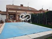 Casa pareada Venta Villanueva de la Torre, Villanueva de...