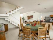 Casa pé na areia de alto padrão em condomínio fechado em...