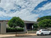 CASA PERFIL RES E COML 03 SUÍTES ÁREA GOURMET PISCINA...