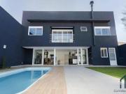 Casa PERMUTA 100%, 03 suítes, Piscina aquecida, no...