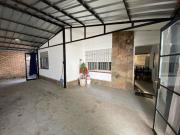 Casa PH, con dos departamentos. B Miguel Muñoz a metros...