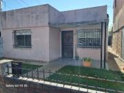 Casa PH en alquiler en Bernal Oeste