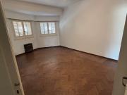 Casa PH en venta en Bernal Centro