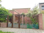 Casa PH en venta en Quilmes Este