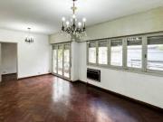 Casa planta alta 4 domitorios patio centro rosario