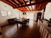 Casa Planta Alta Ricchieri casi esquina Cordoba