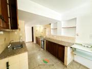 Casa planta baja más departamento Excelente ubicación