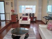 CASA POR CAMINOS DEL INCA CUADRA 6, POR CENTRO COMERCIAL...