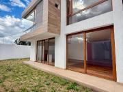 CASA 3 HABITACIONES EN VENTA TUMBACO 220M2 CASA 3 HABITACIONES EN VENTA TUMBACO 220M2