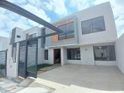 CASA POR ESTRENAR DE 3 DORMITORIOS SECTOR COLEGIO BORJA...