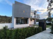 Casa por estrenar en urbanización privada – a solo 5...