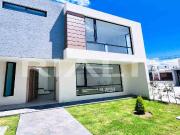 Casa por estrenar en venta La Primavera