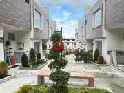 Casa por estrenar, sector calle Procel, El Condado, 3...