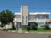 Casa Portal dos Pássaros com 420m² Casa Portal dos Pássaros com 420m²