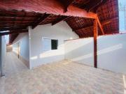 Casa poucos metros do mar em Mongaguá