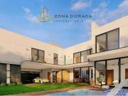 Casa Premium con Alberca dentro dorada de Veracruz