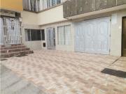 CASA PRIMER PISO EN VENTA SANTA MONICA 1