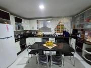 casa principal na laje com edicula armarios planejados...