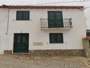 Casa pronta a habitar, muito acolhedora, com 2 quartos...