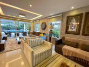 Casa próximo à praia com lazer — Enseada — Guarujá